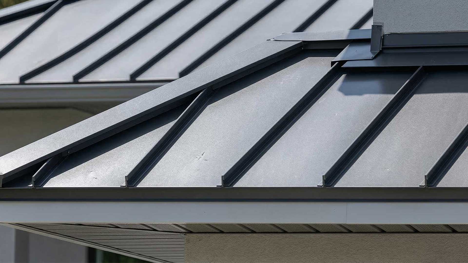 Roof Installation Cost Estimate planning for homeowners in Miami